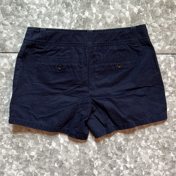 Lilly Pulitzer Navy Shorts size 2 - Picture 2 of 3